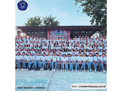 Momen Perpisahan, Kepsek Theresia Lepas 201 Siswa Kelas XII SMKN 1 Aesesa